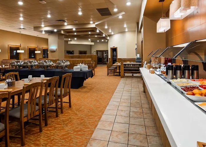 Best Western Plus Winnipeg Airport Hotel